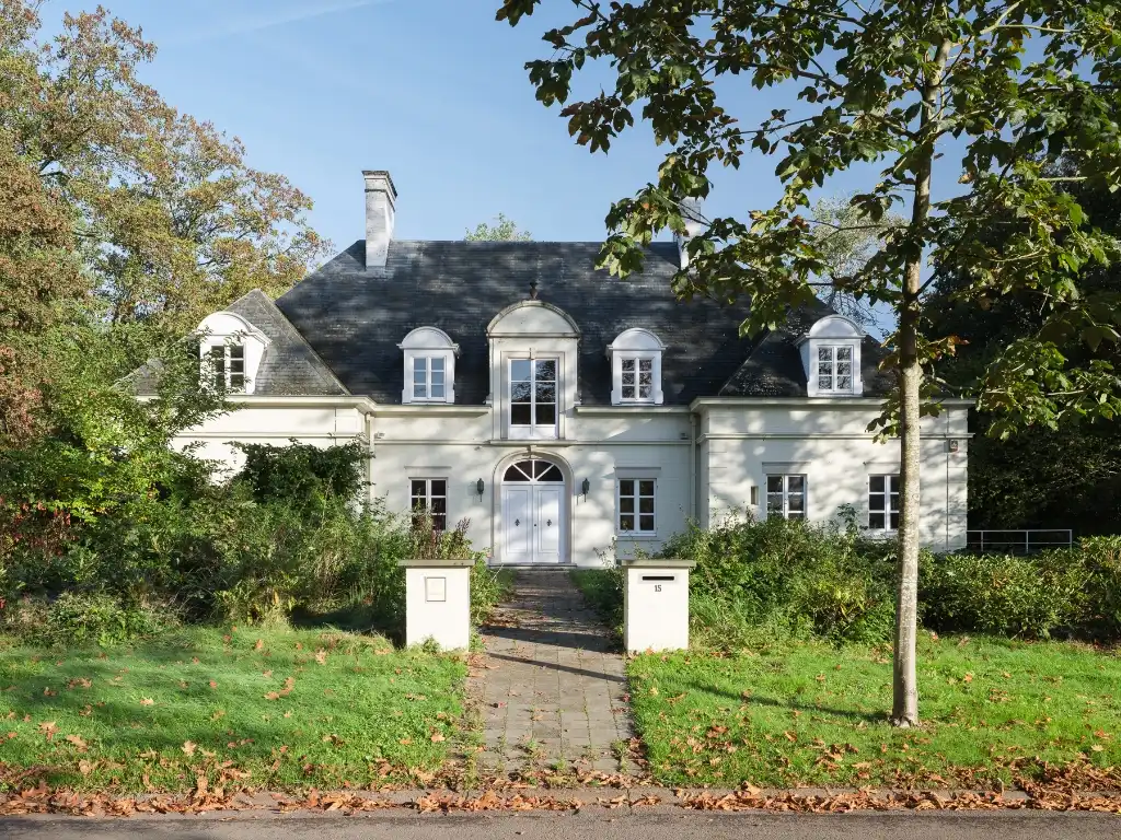 Statige, vrijstaande villa op een toplocatie aan het gegeerde Pleispark te Sint-Denijs-Westrem foto 4