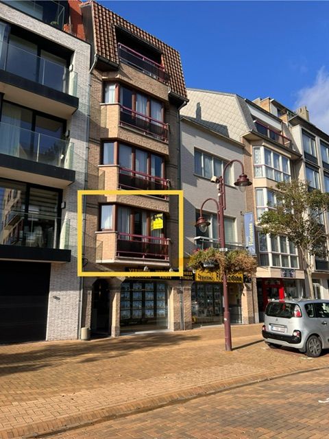 Charmant appartement met 2 slaapkamers en terras - centrum Wenduine foto {{pictureIndex}}