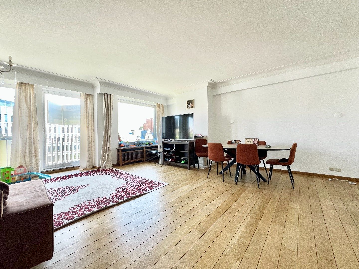 Instapklaar appartement met drie slaapkamers foto 2