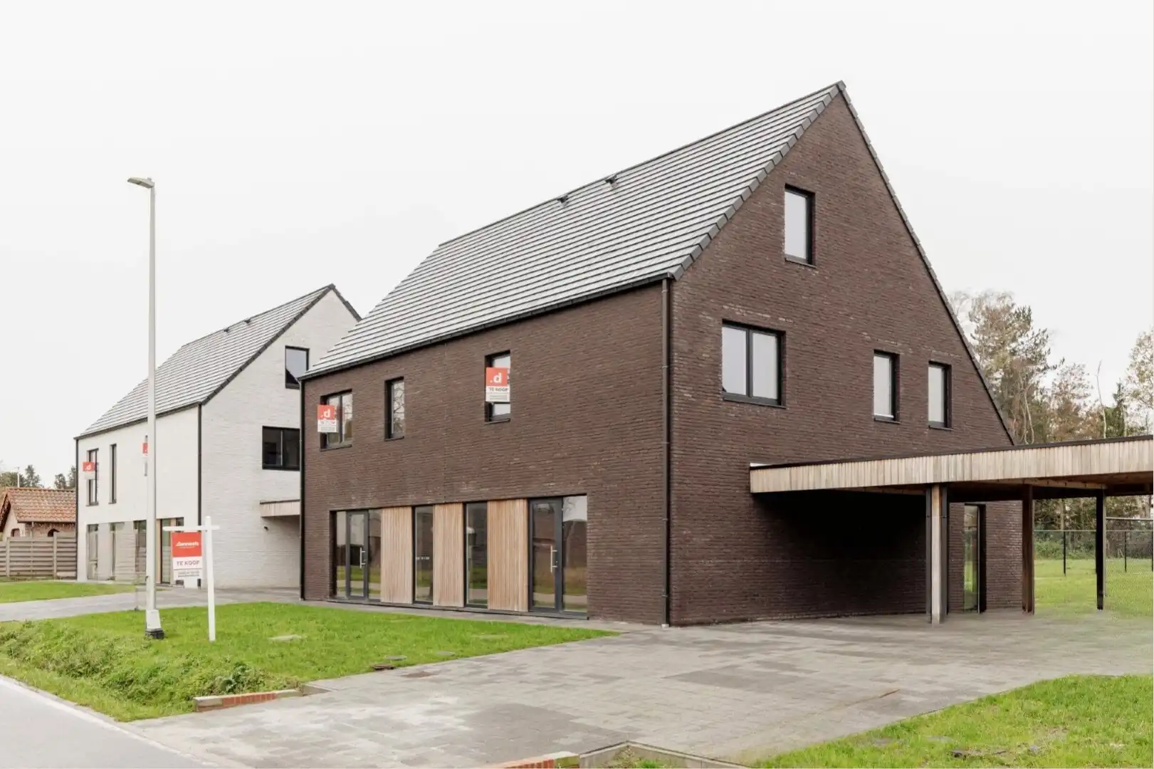 Energiezuinige halfopen bebouwing met prachtig zicht foto {{pictureIndex}}