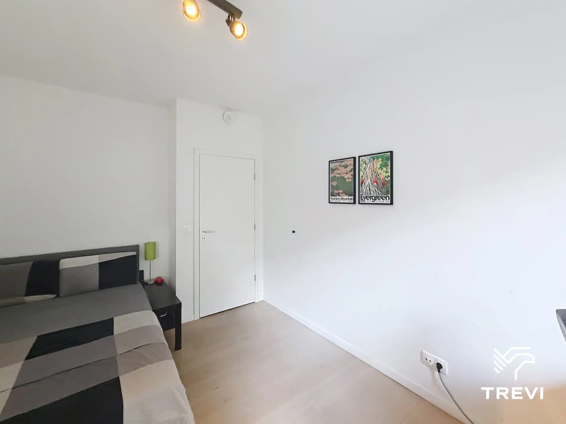 ETTERBEEK – 1 slpk. flat in het hart van de Europese wijk! foto 8