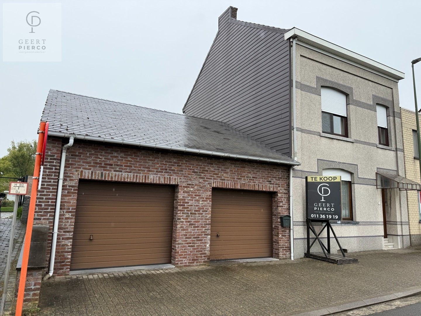 Eigentijdse woonst met ruime tuin foto 42