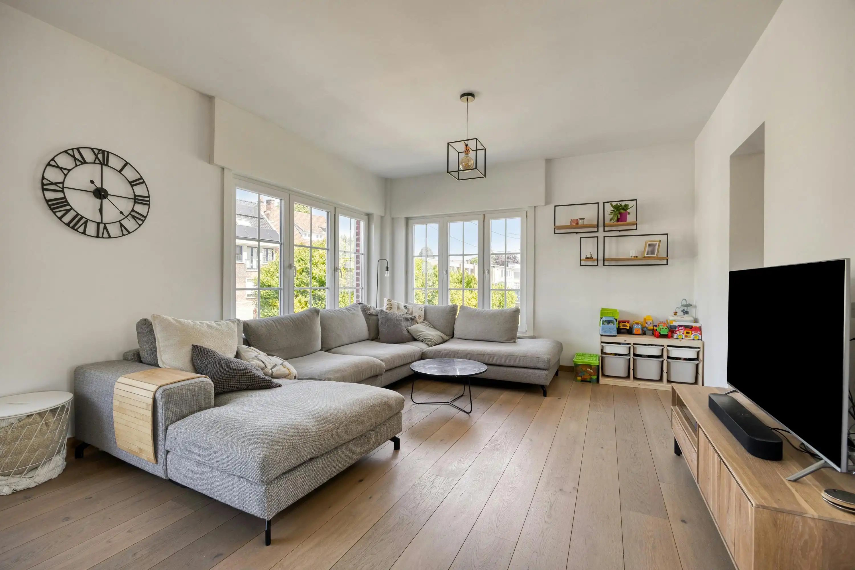 instapklaar halfopen huis te koop in halle foto 4