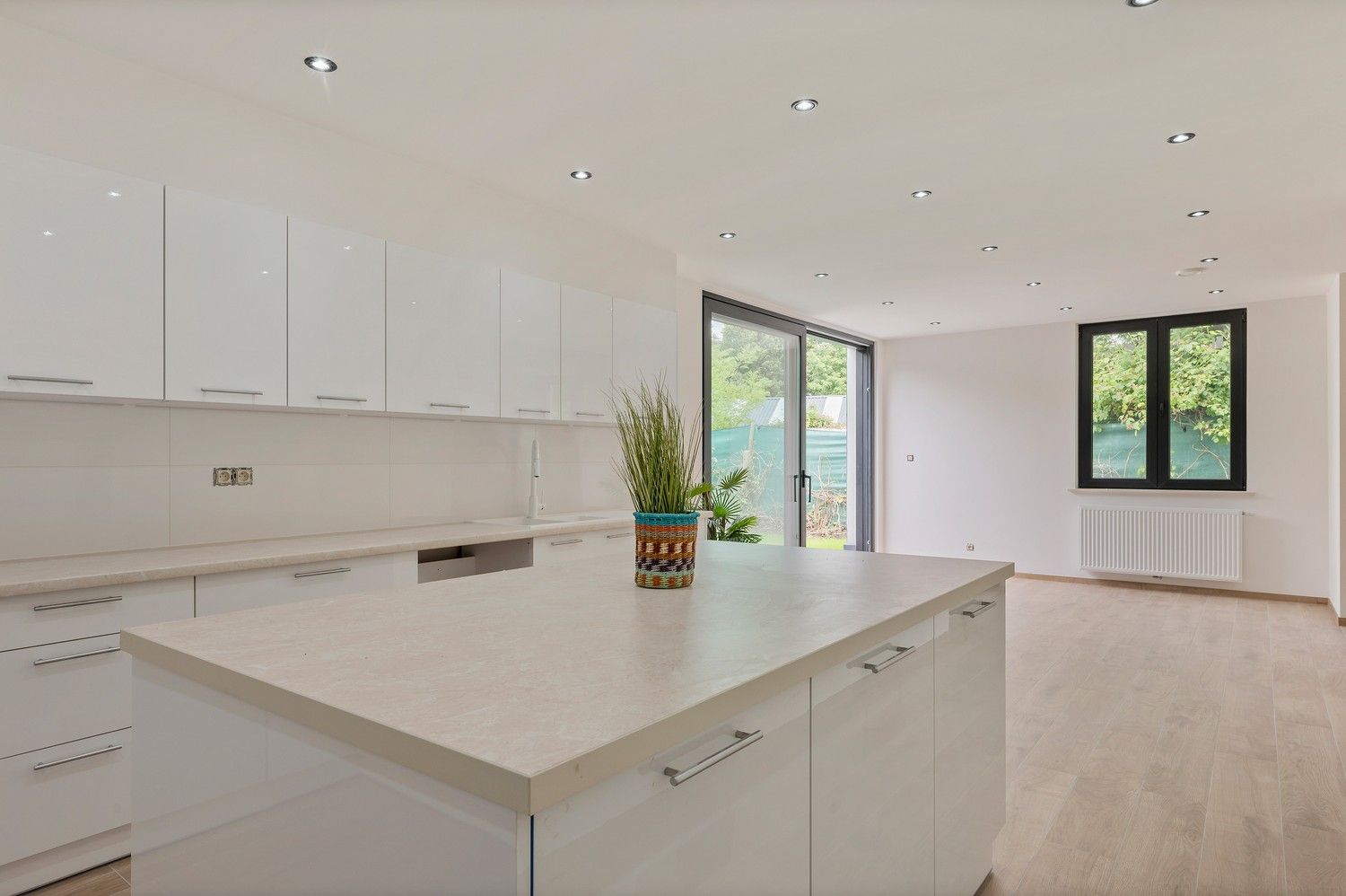 Instapklare woning o.a. 3 slaapkamers. foto 8