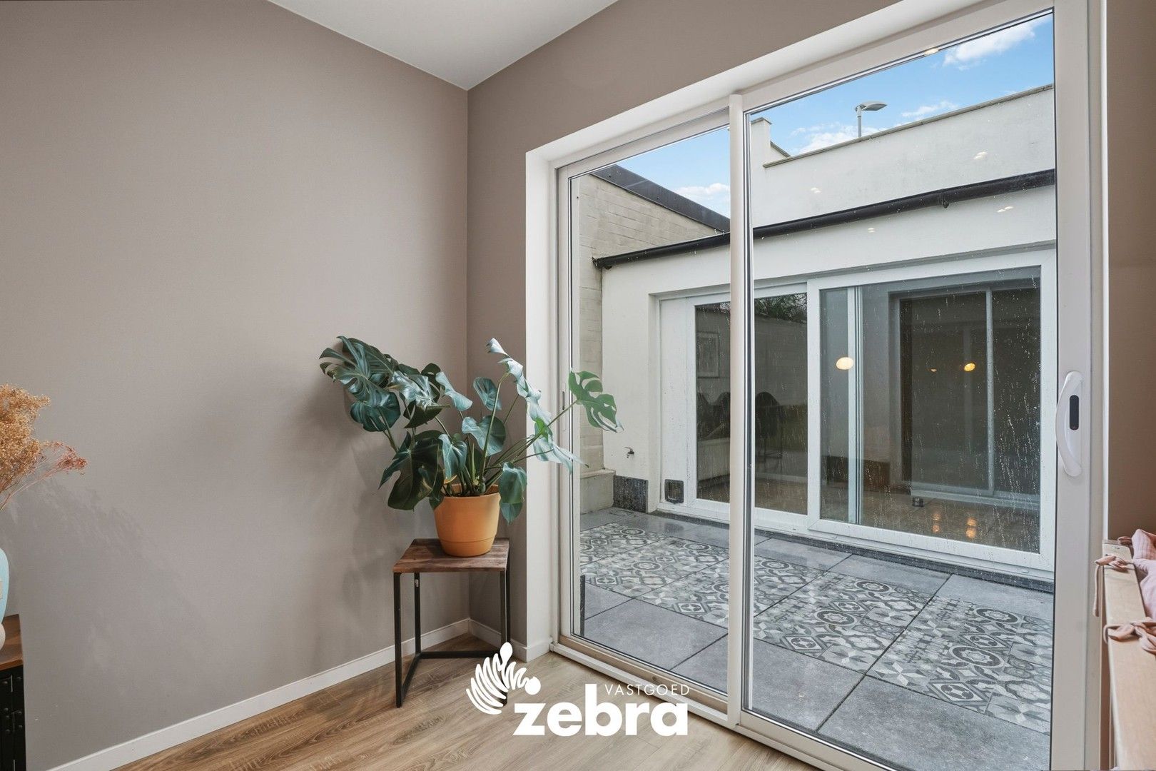 Instapklare gerenoveerde woning met tuin en dakterras te centrum Moorsele! foto 13