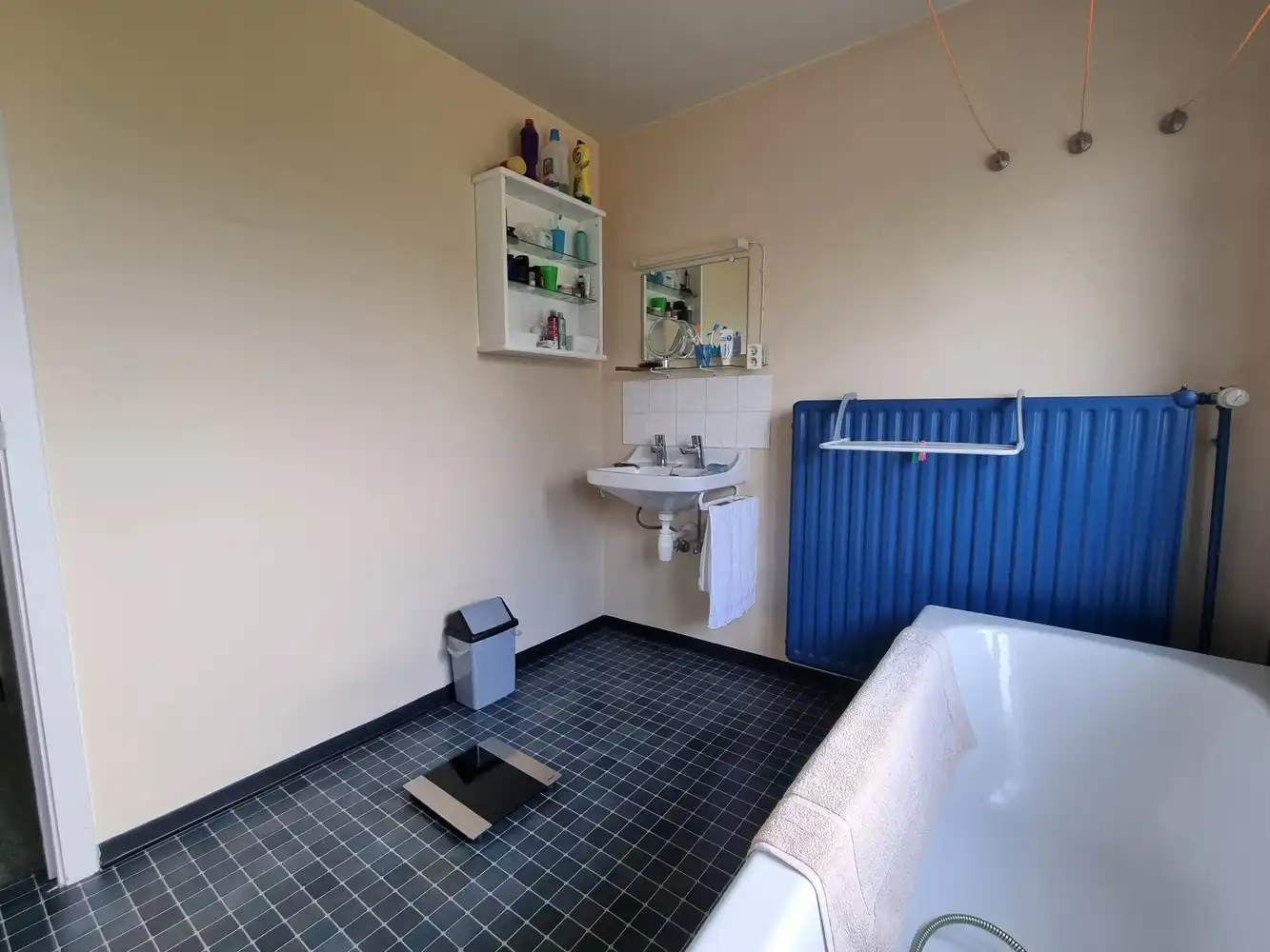 Zeer ruime, instapklare woning 4 slpks foto 28