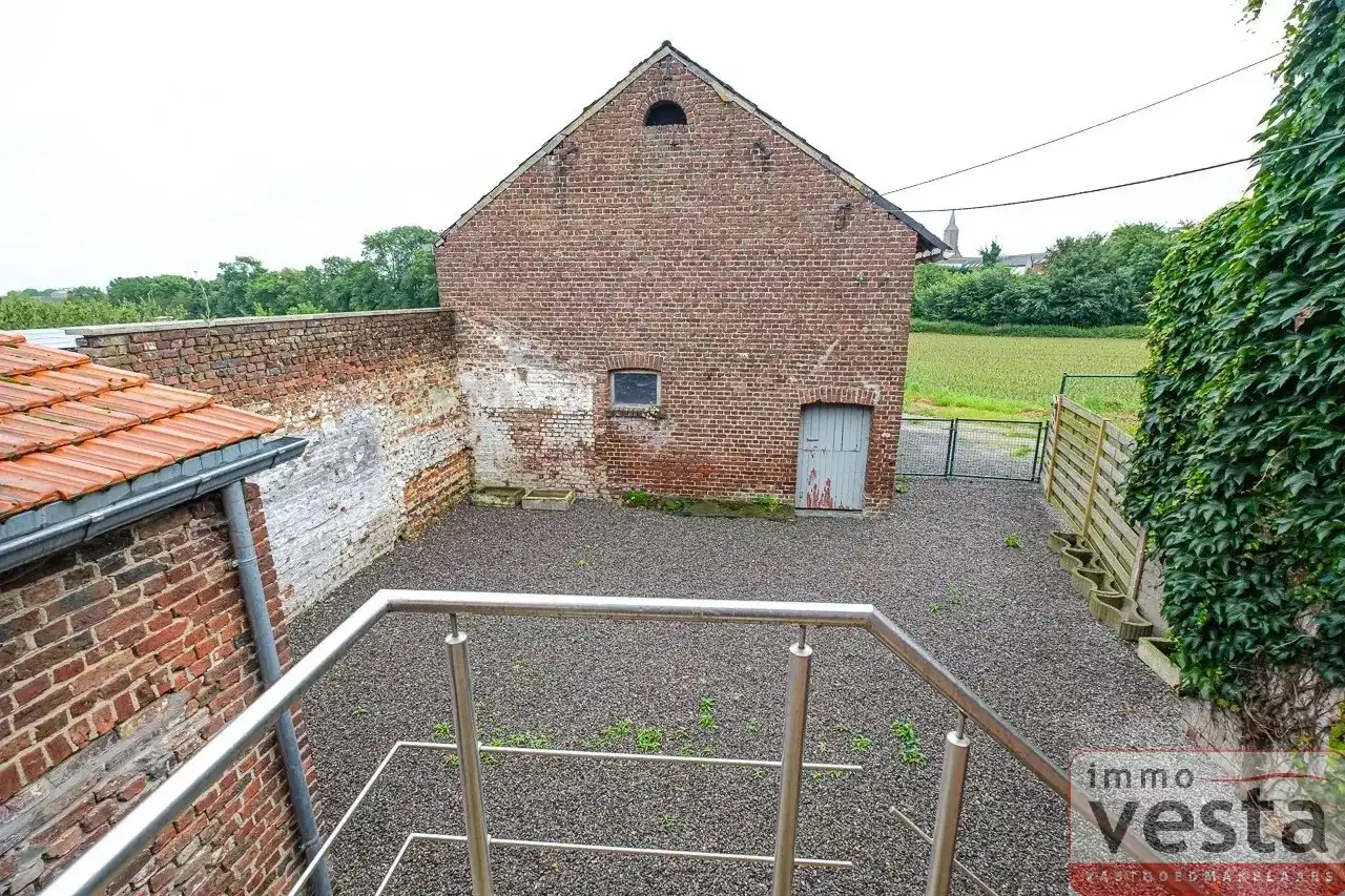 Verzorgde woning met drie slaapkamers foto 19