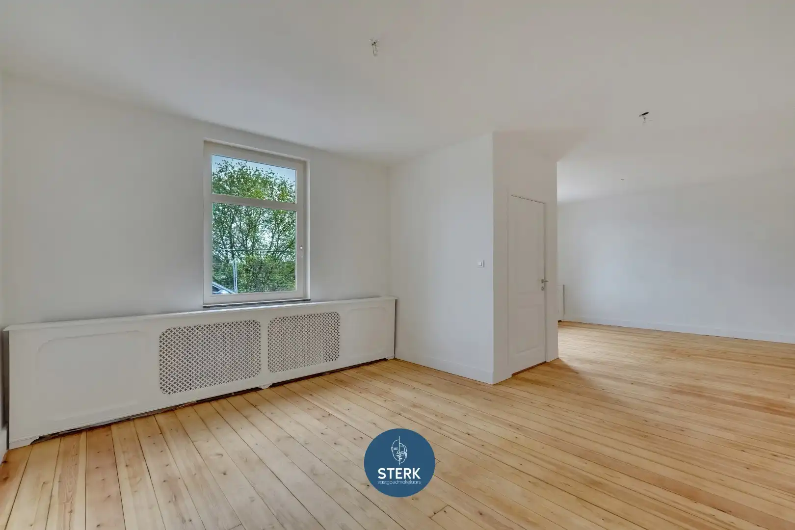 GEZINSWONING MET EEN BEWOONBARE OPP. VAN 206 M² NABIJ CENTRUM LANAKEN !  foto 8