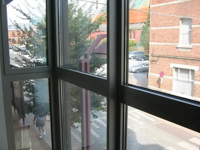 Stijlvol duplexappartement in centrum v Hoeselt met 1 slaapkamer en terras. Geen gemeenschappelijke onkosten foto 11