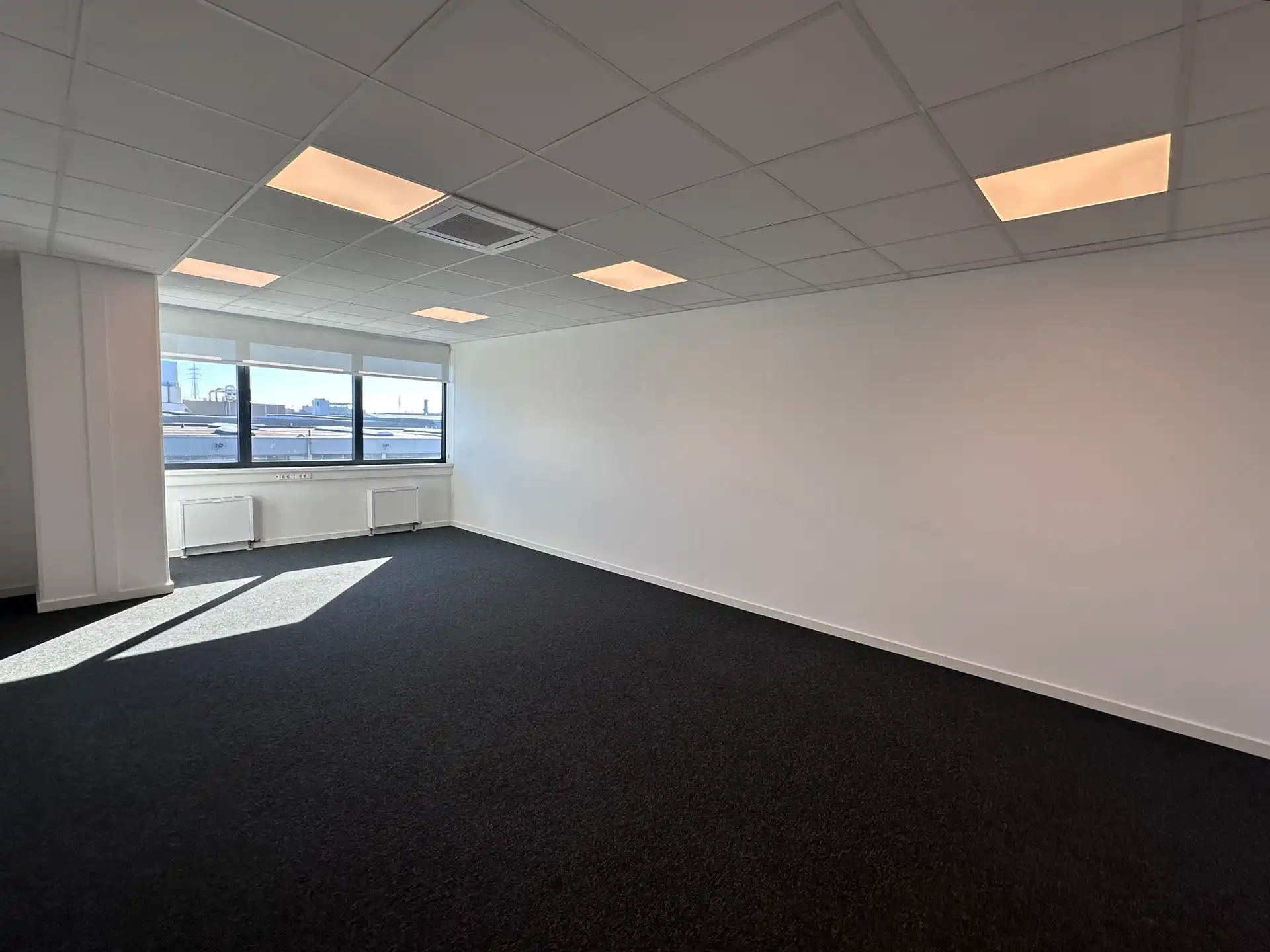 Instapklare kantoorruimte in het North Trade Building  foto 6