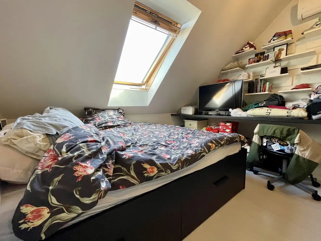 Halfopen bebouwing bestaande uit polyvalent gelijkvloers met woonst foto 21