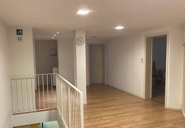 INSTAPKLAAR KANTOOR NABIJ GROTE MARKT foto 4