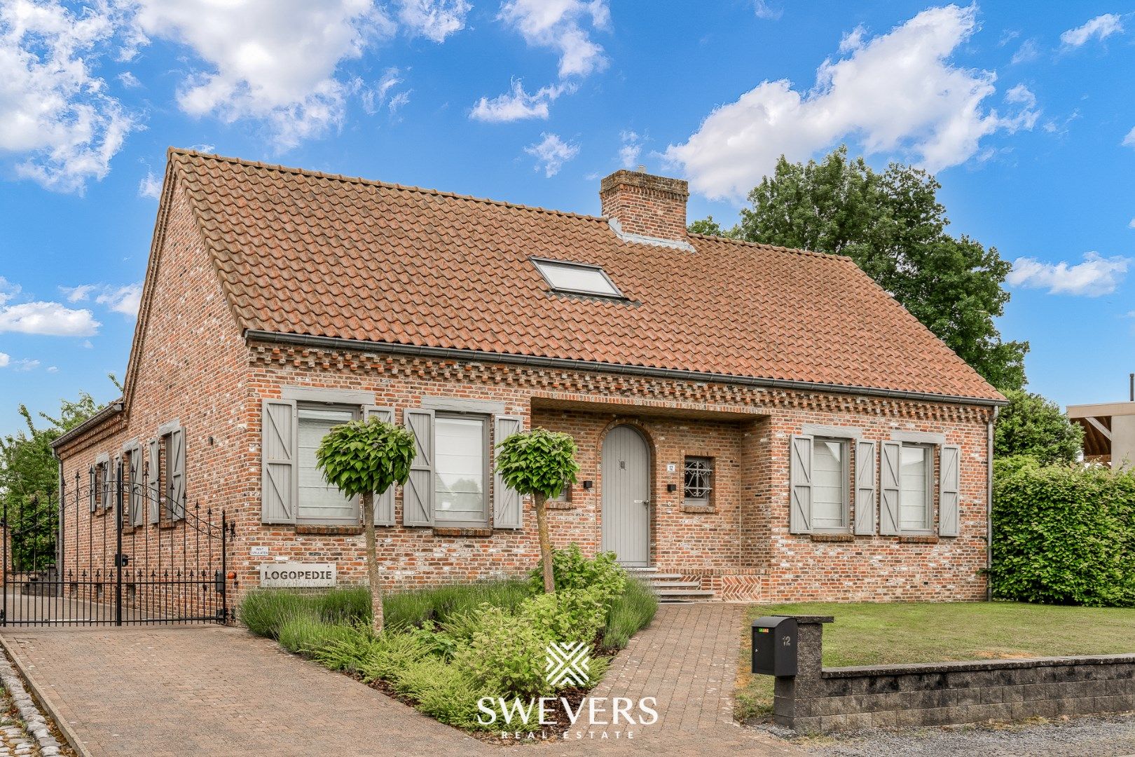 Instapklare woning met tuin en praktijkruimte in Wellen foto {{pictureIndex}}