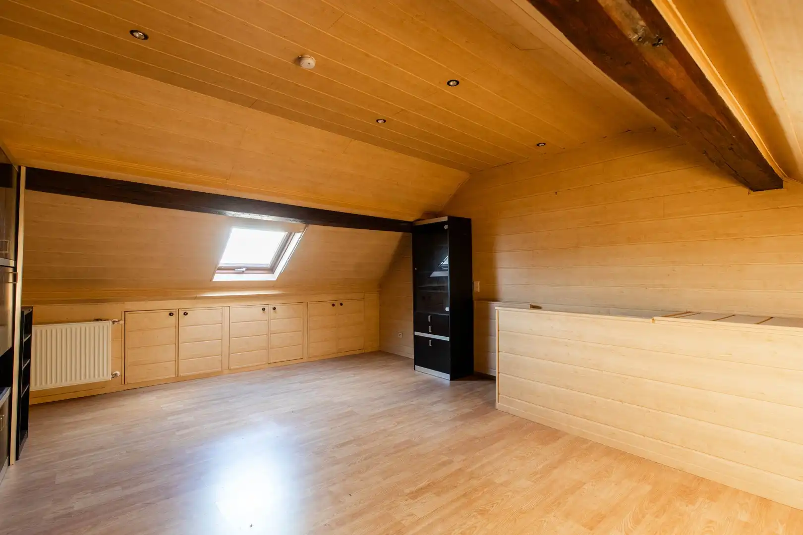 Op te frissen rijwoning in het centrum foto 26