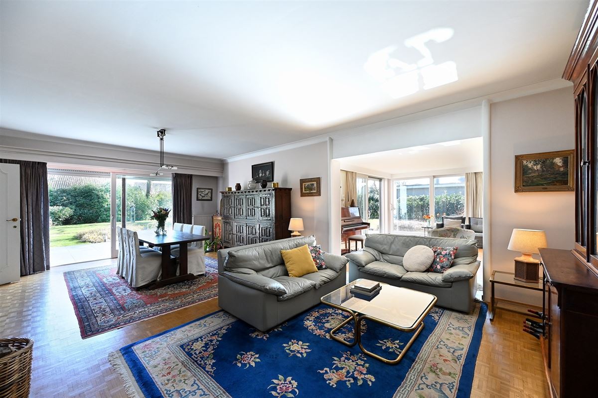 Mooie villa met veel potentieel in de populaire wijk "De Sterre"

 foto 12