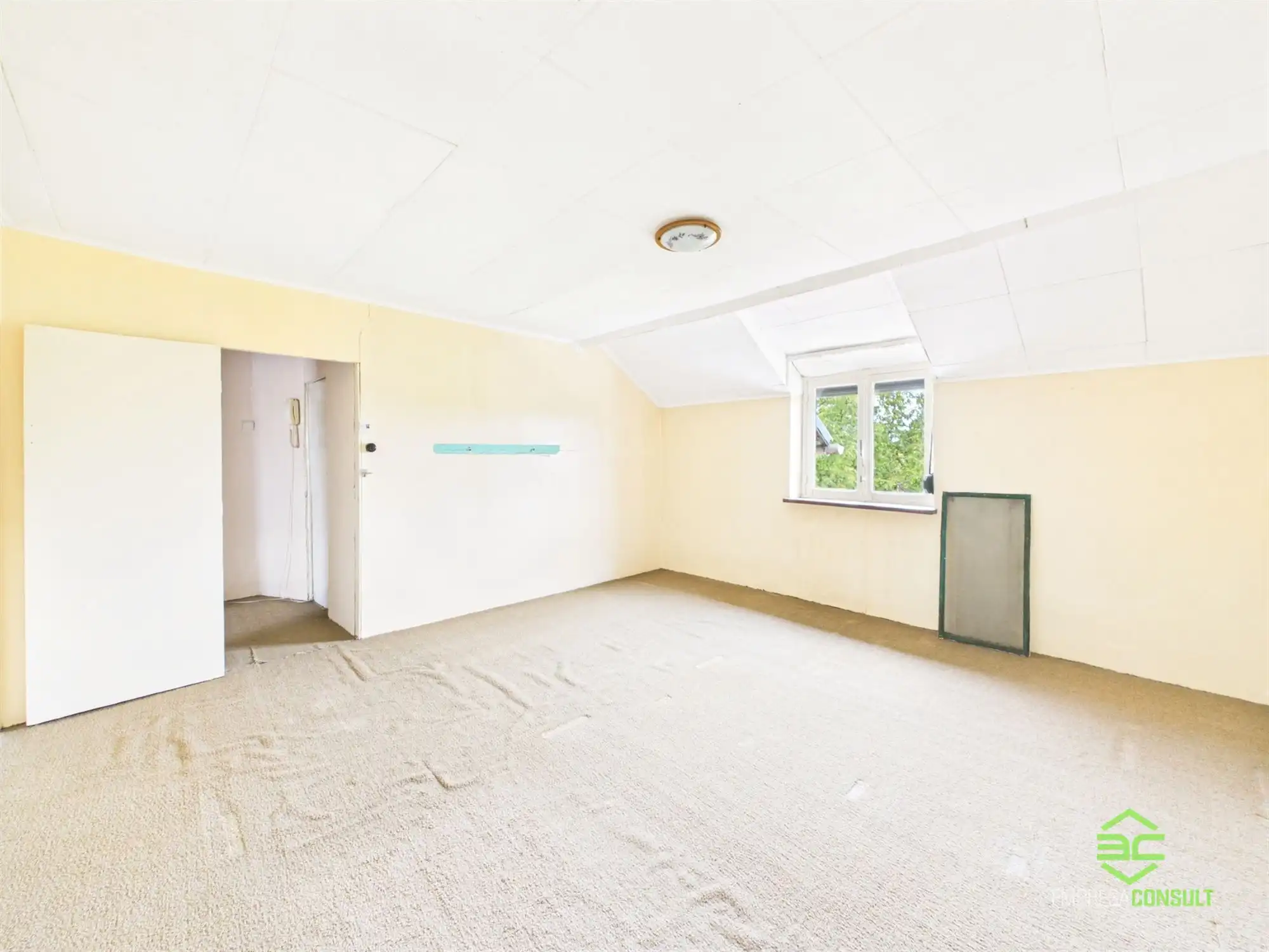 Centraal gelegen te renoveren woning in Kortenbos! foto 21