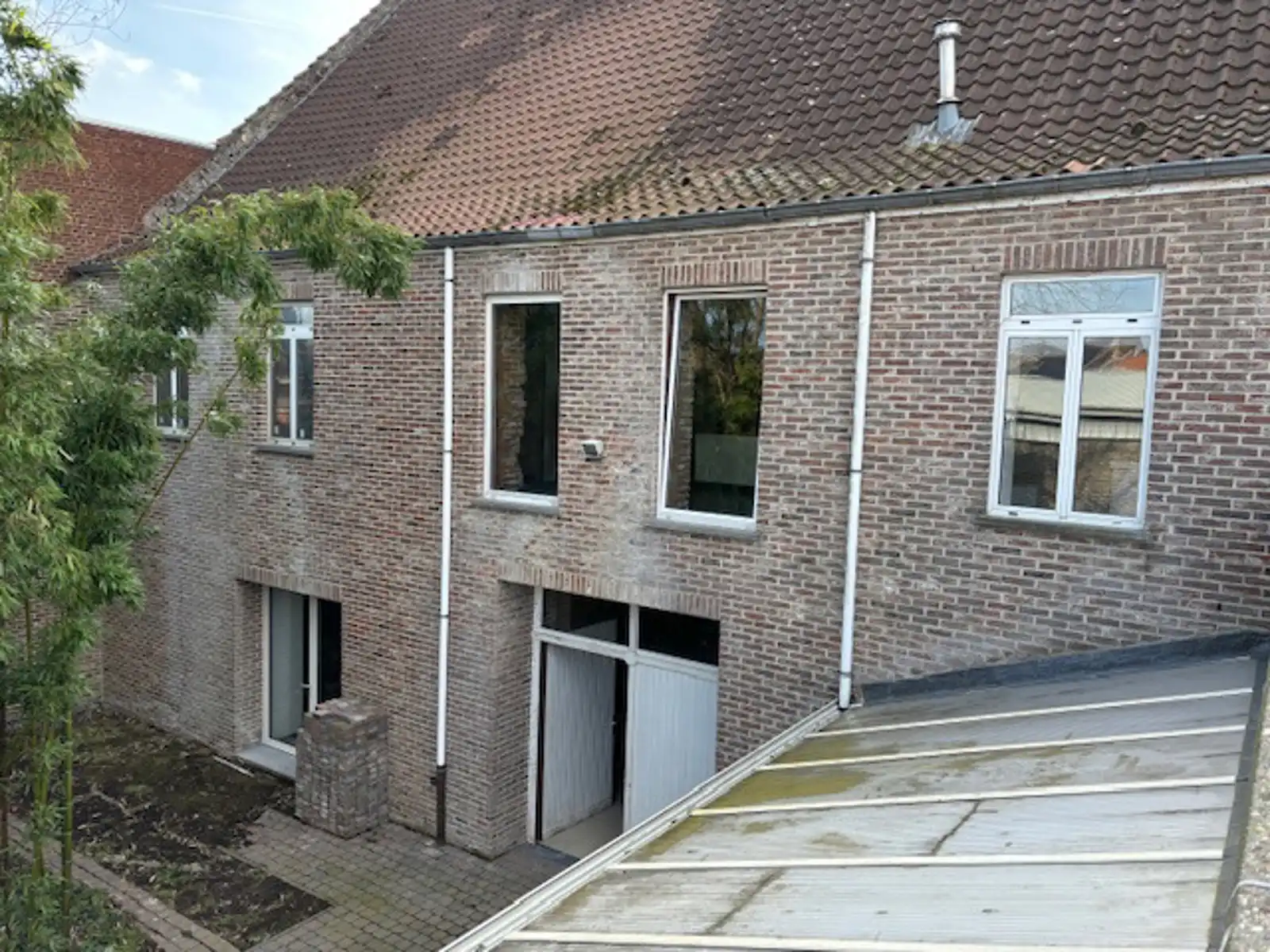 Herenwoning met inrijpoort te Tienen foto 26
