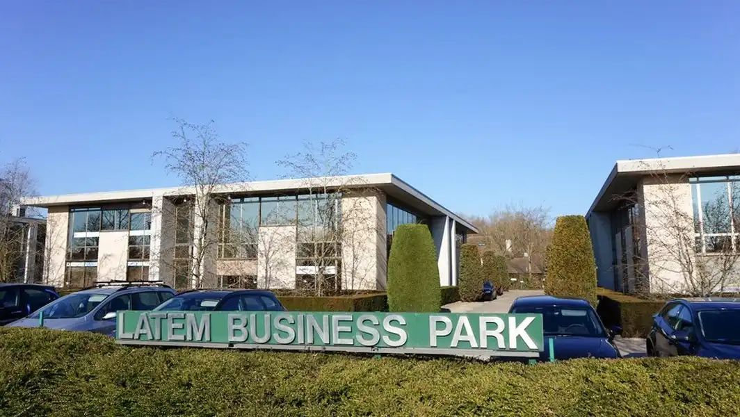 Instapklare kantoren te huur in Latem Business Park foto 20
