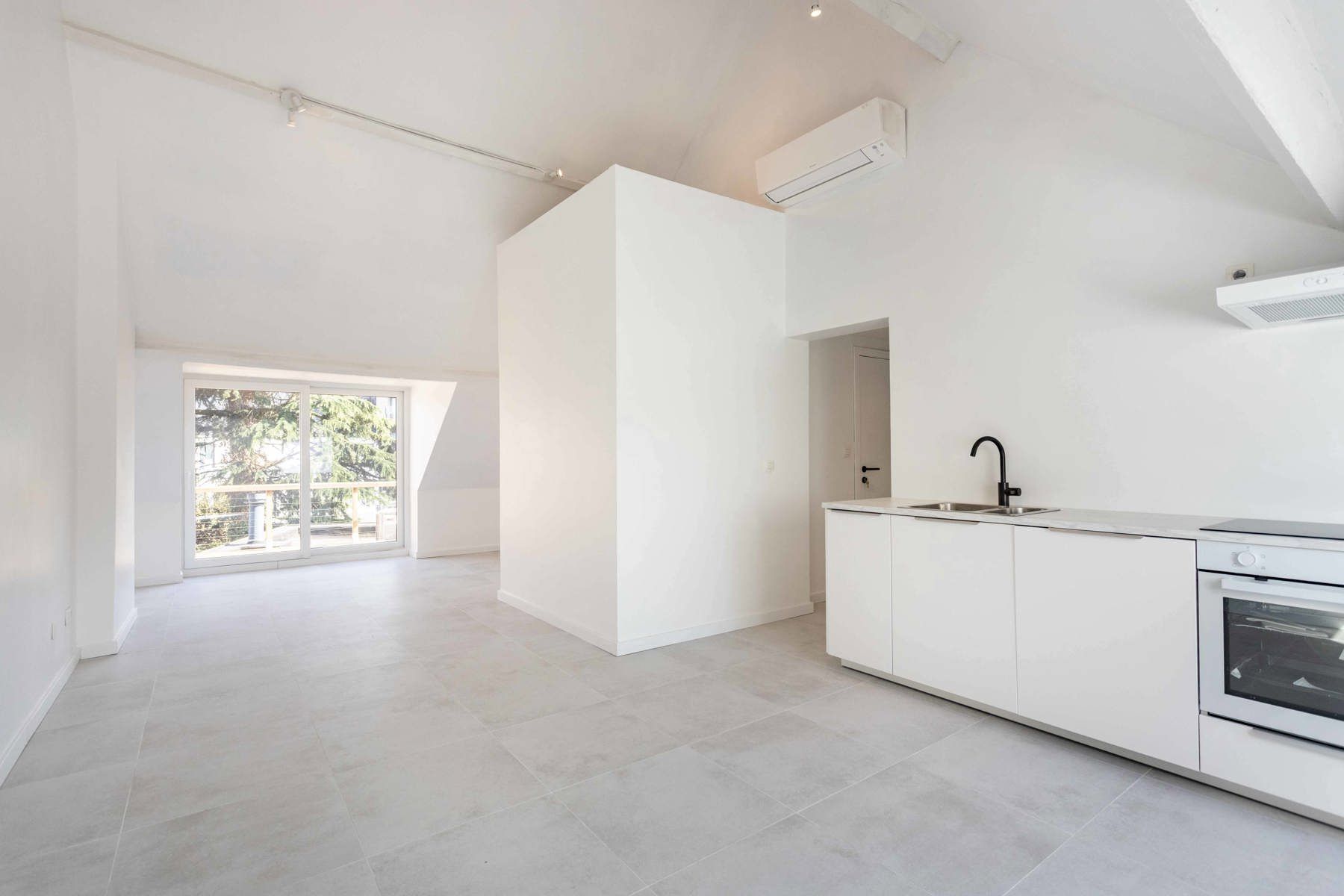 Volledig vernieuwd appartement  in het stadscentrum! foto 6