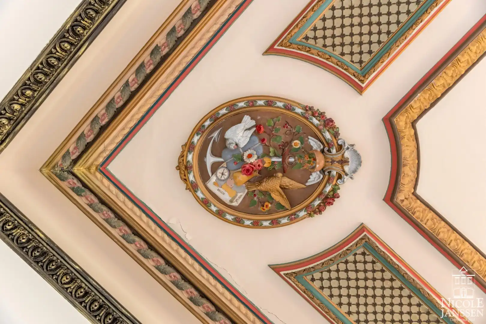 Authentiek herenhuis met conciërgewoning foto 9