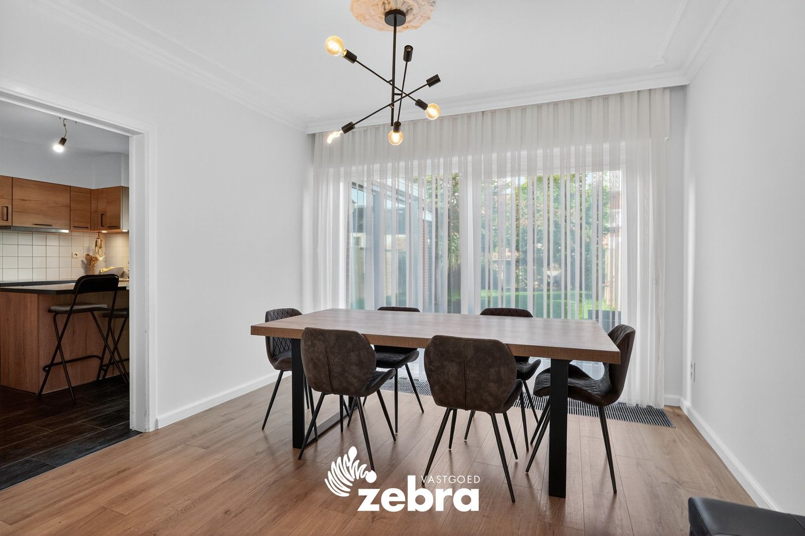 Instapklare moderne woning met drie slaapkamers te Tielt (Meulebeke)! foto 9
