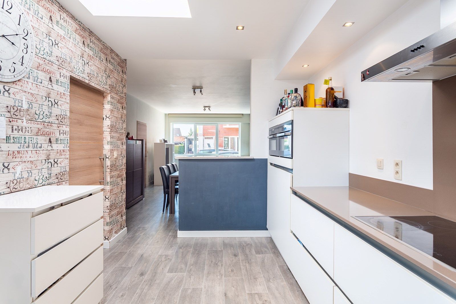 Instapklare woning met 3 slaapkamers en grote zonnige tuin foto 7