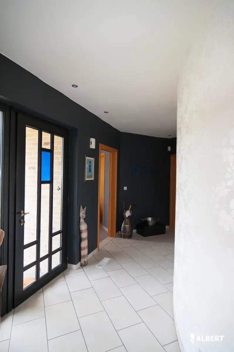  Ruime woning van 239m² op groot perceel  in Diepenbeek! foto 6