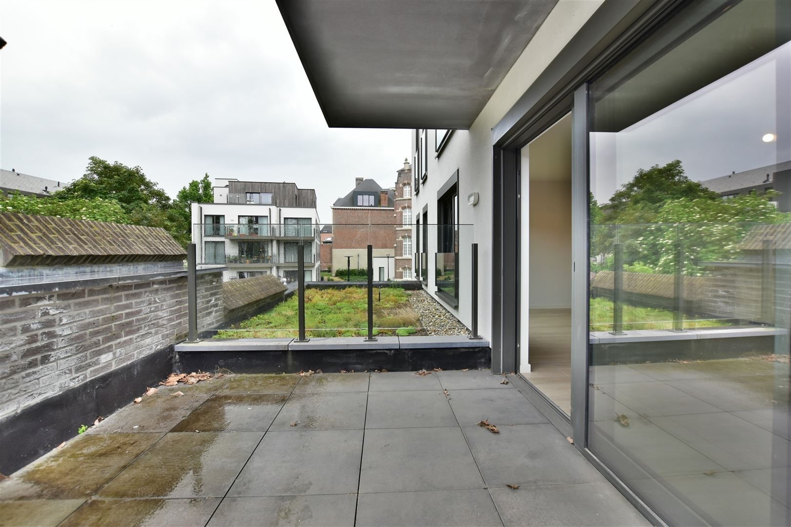 Prachtige assisentiewoning met terras in het beschermd monument genaamd "Zwartzusterklooster" gelegen in het hartje van Dendermonde  foto 6