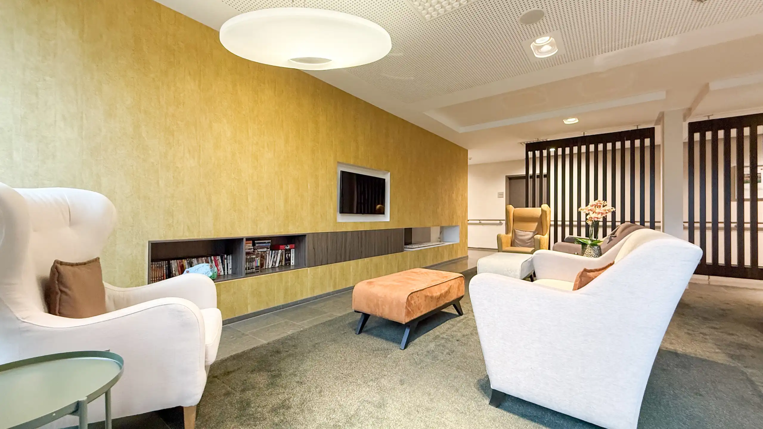 Stijlvol serviceflat met comfort, rust en zekerheid! foto 46