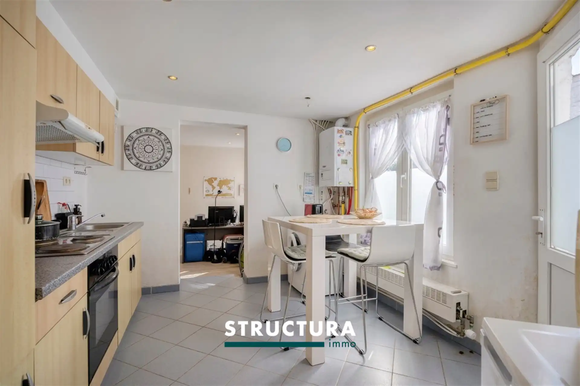 Veelzijdige woning (kangoeroewonen, wonen/werken, ...) met tuin en oprit foto 5