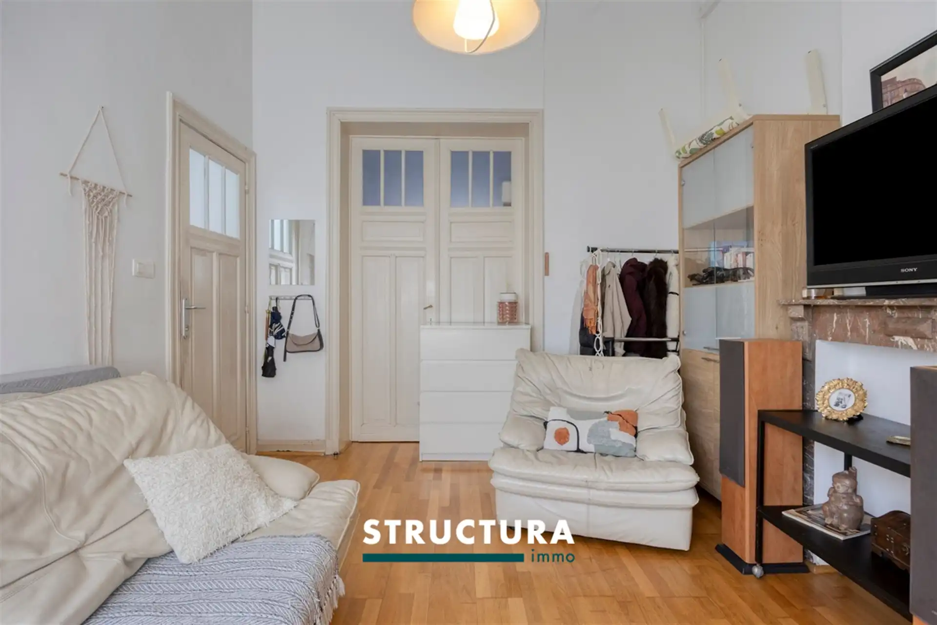 Veelzijdige woning (kangoeroewonen, wonen/werken, ...) met tuin en oprit foto 5