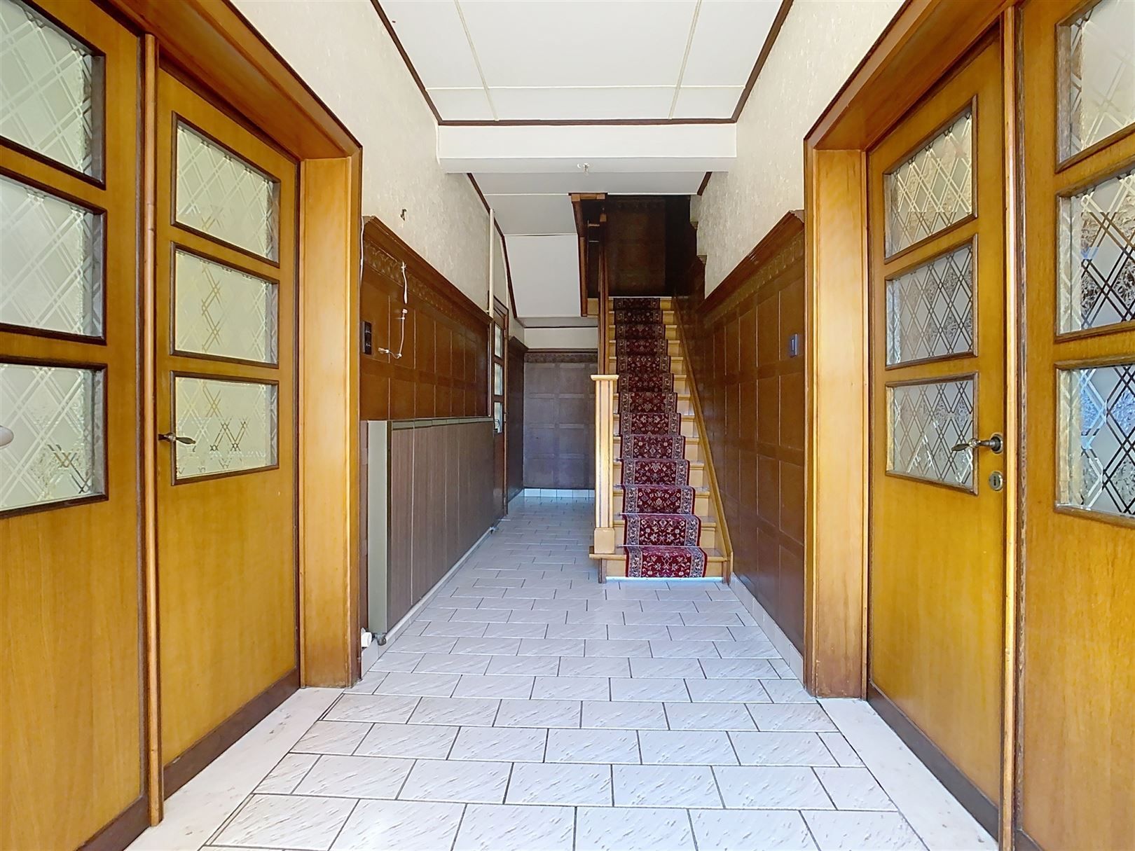 Te renoveren woning, 4 slpks, bijgebouwen, tuin, 9a 71ca  foto 9
