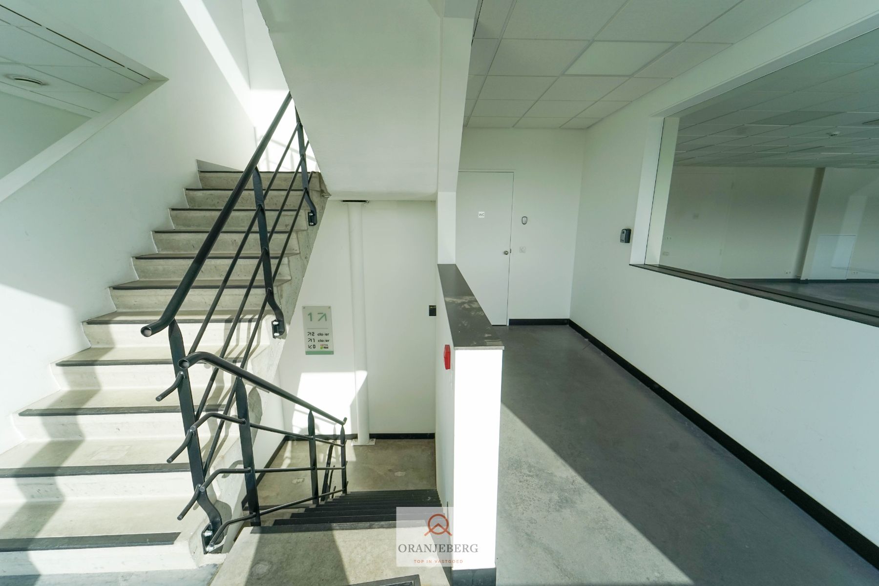 4 ruime en moderne kantoorruimtes te HUUR in EVERGEM foto 6