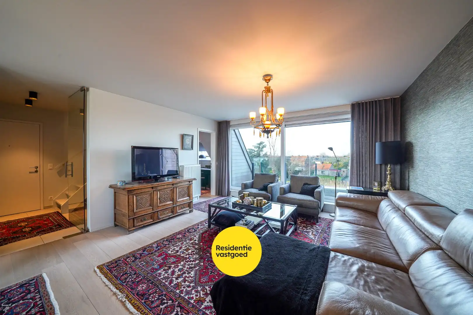 Recent duplex-appartement met open zicht op de vaart in Oudenburg foto 4