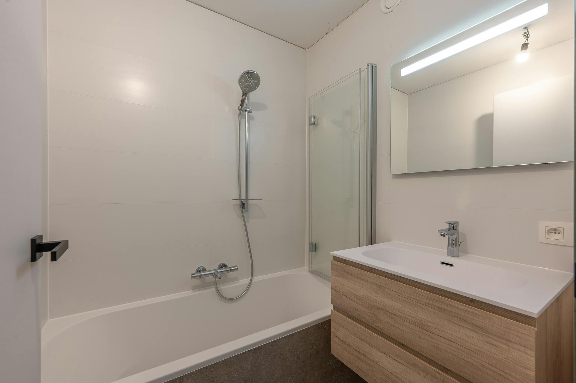 Nieuwbouw appartement met zeezicht te koop in Knokke foto 9