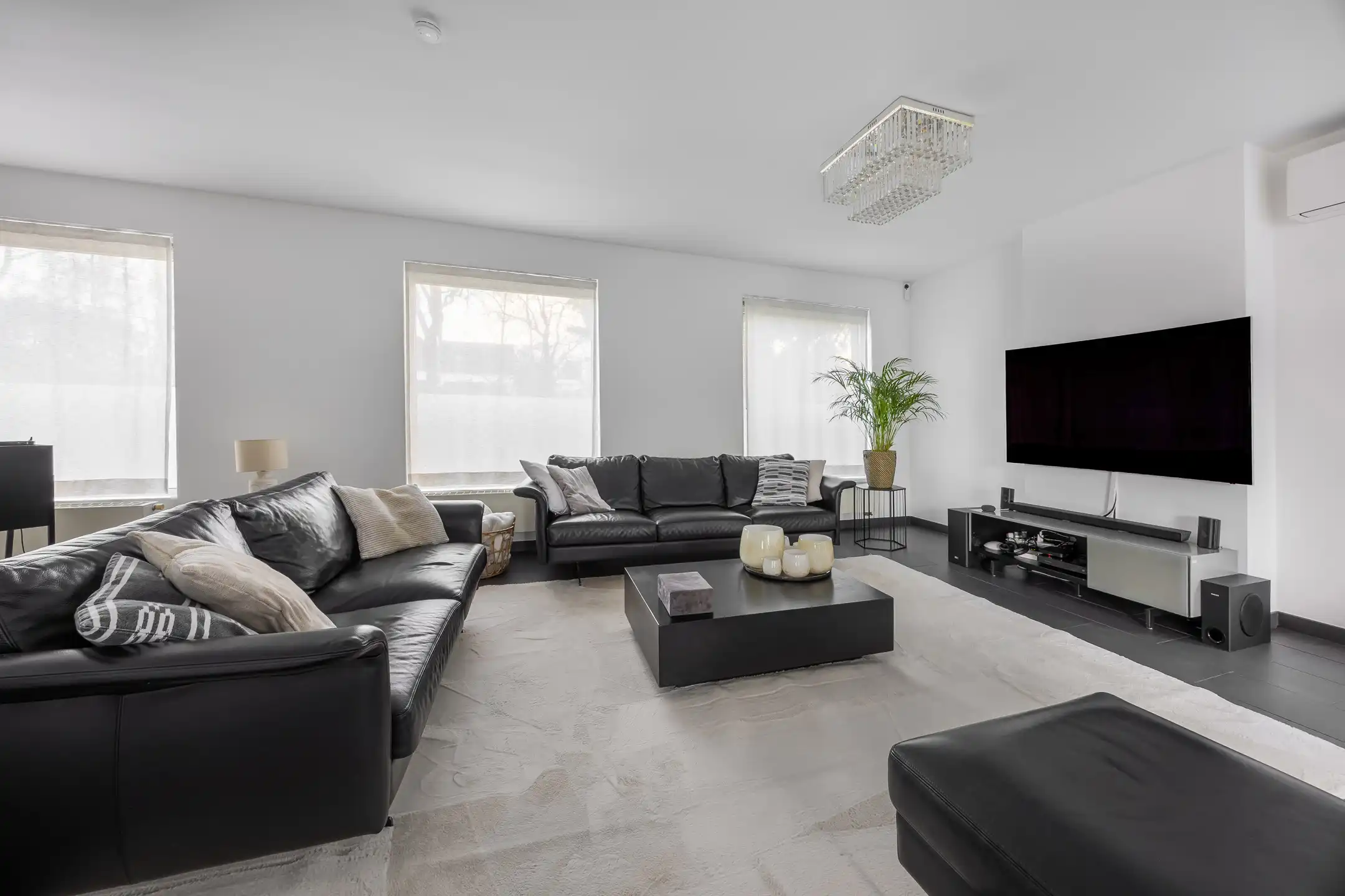 Schilde-Bergen: energiezuinige villa met zwembad   foto 9