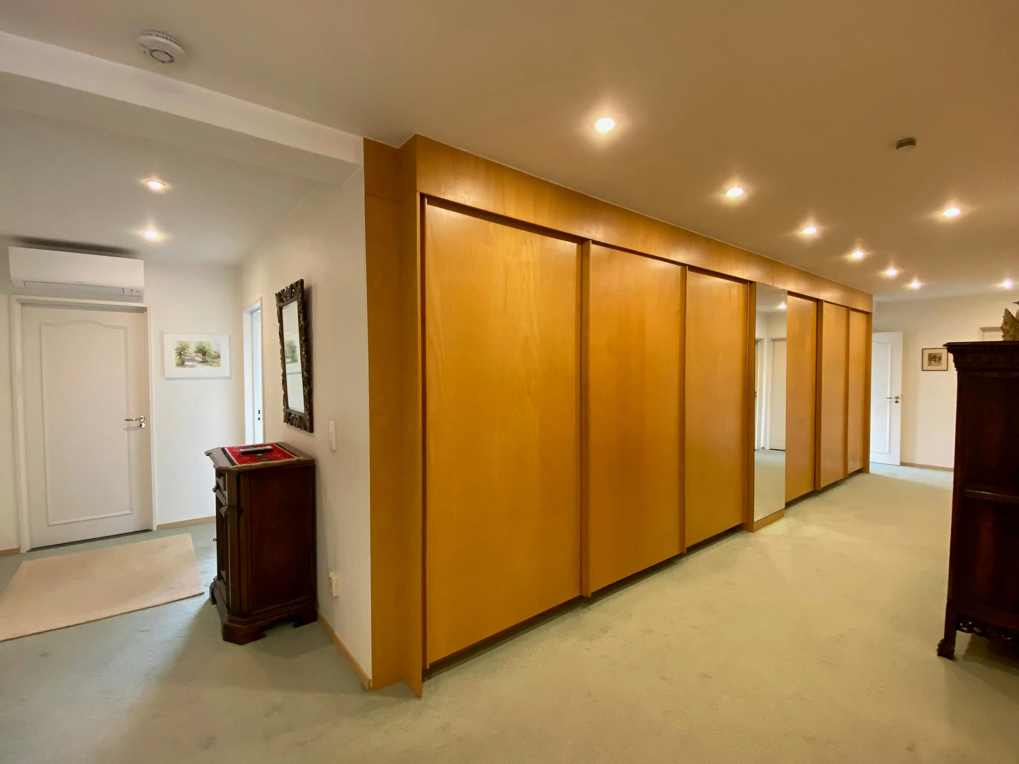 Zeer ruim en uniek appartement (214m²) te koop Linkeroever foto 10