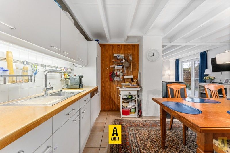 Instapklaar vakantiehuisje (3 slpks) met parkeerplaats vlakbij zee! foto 6