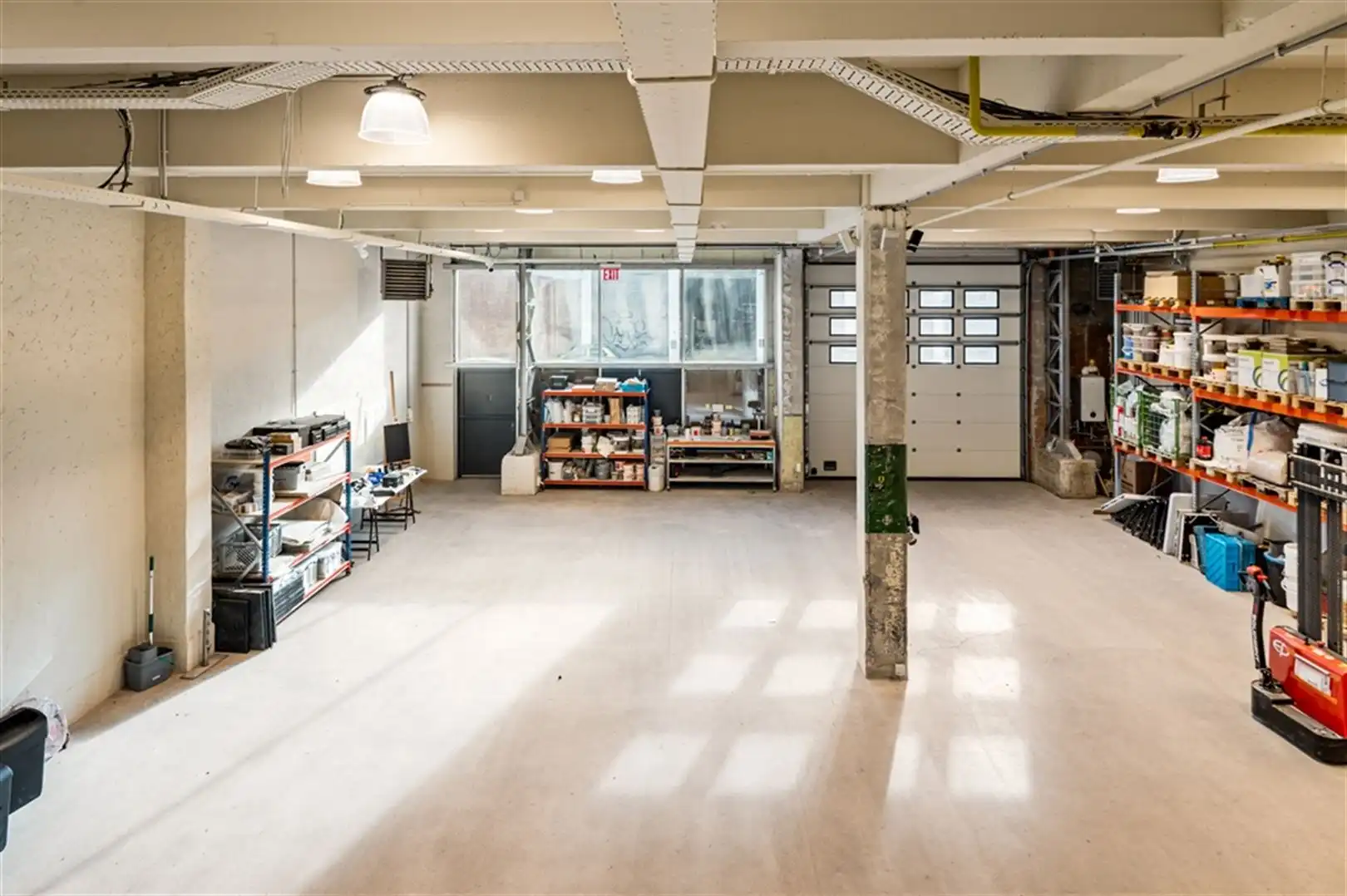 Te Koop centraal gelegen moderne KMO unit nabij haven van Antwerpen foto 4