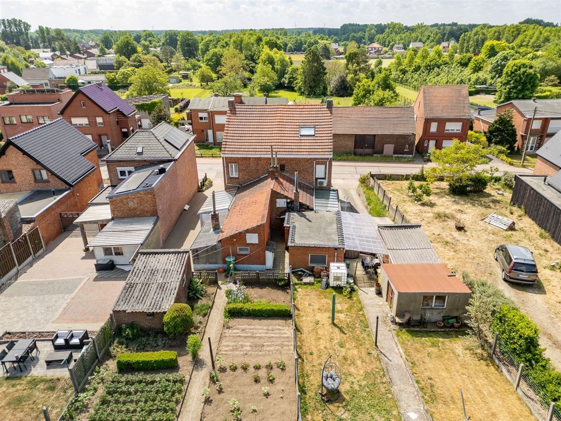 robuuste te renoveren woning op 11a10ca foto 36