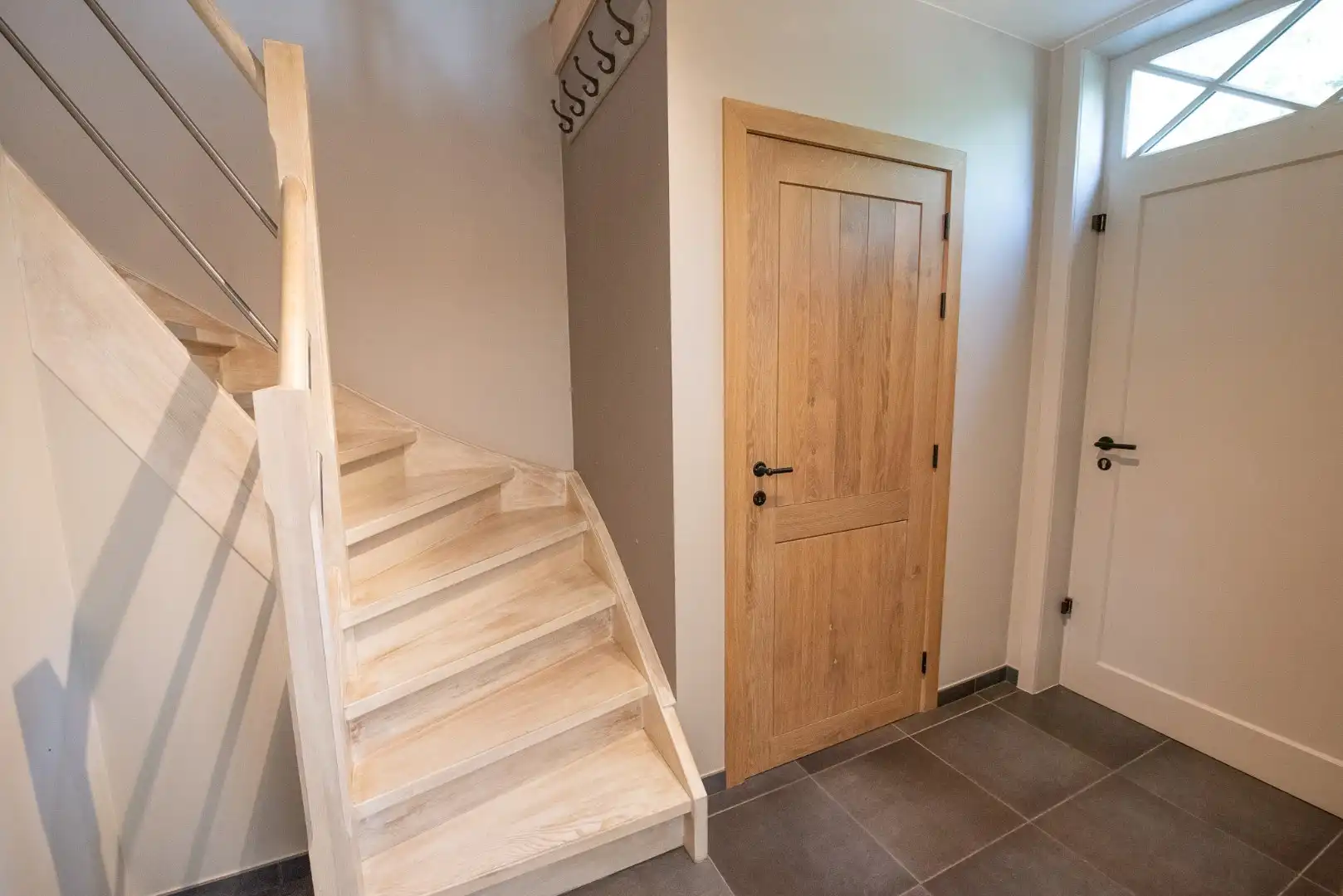 Prachtig afgewerkte woning met 4 slaapkamers TE HUUR in Olsene foto 2