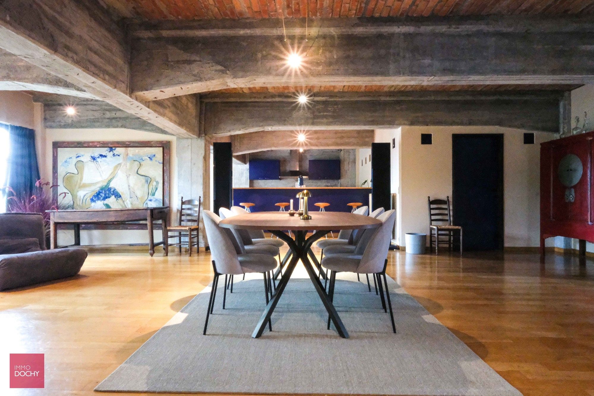 Ruime loft in voormalig fabrieksgebouw foto {{pictureIndex}}