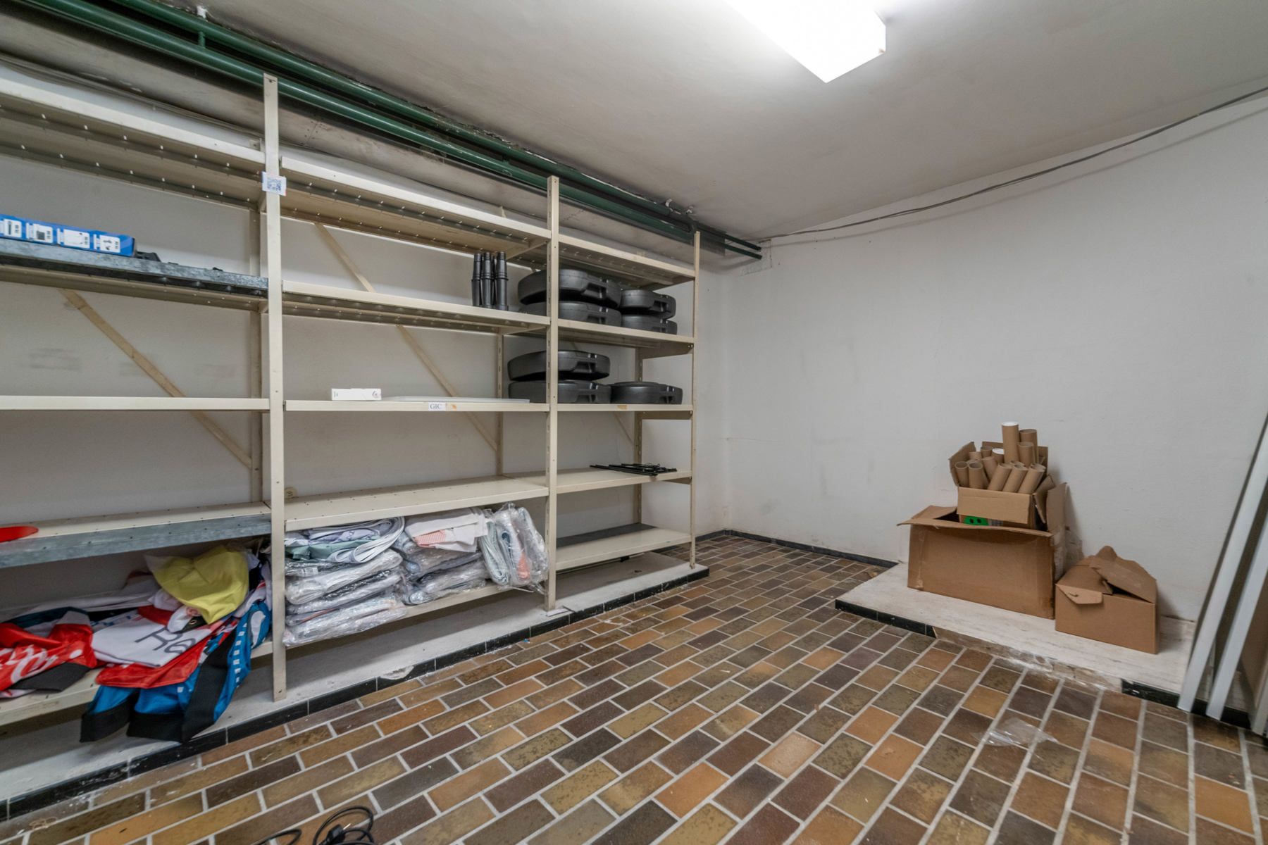 Kantoorgebouw op toplocatie. foto 12