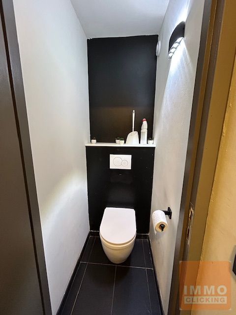 Appartement met twee slaapkamers en gemeenschappelijke tuin. foto 15