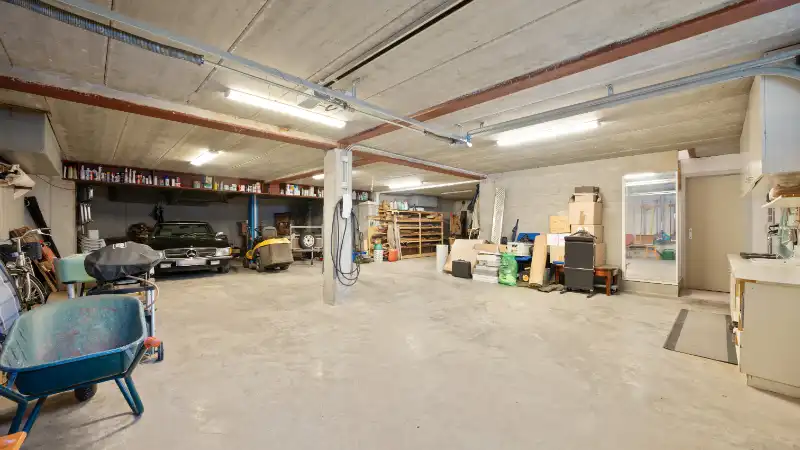 Exclusief gelegen stijlvolle villa op 24 are palende aan natuurgebied foto 27