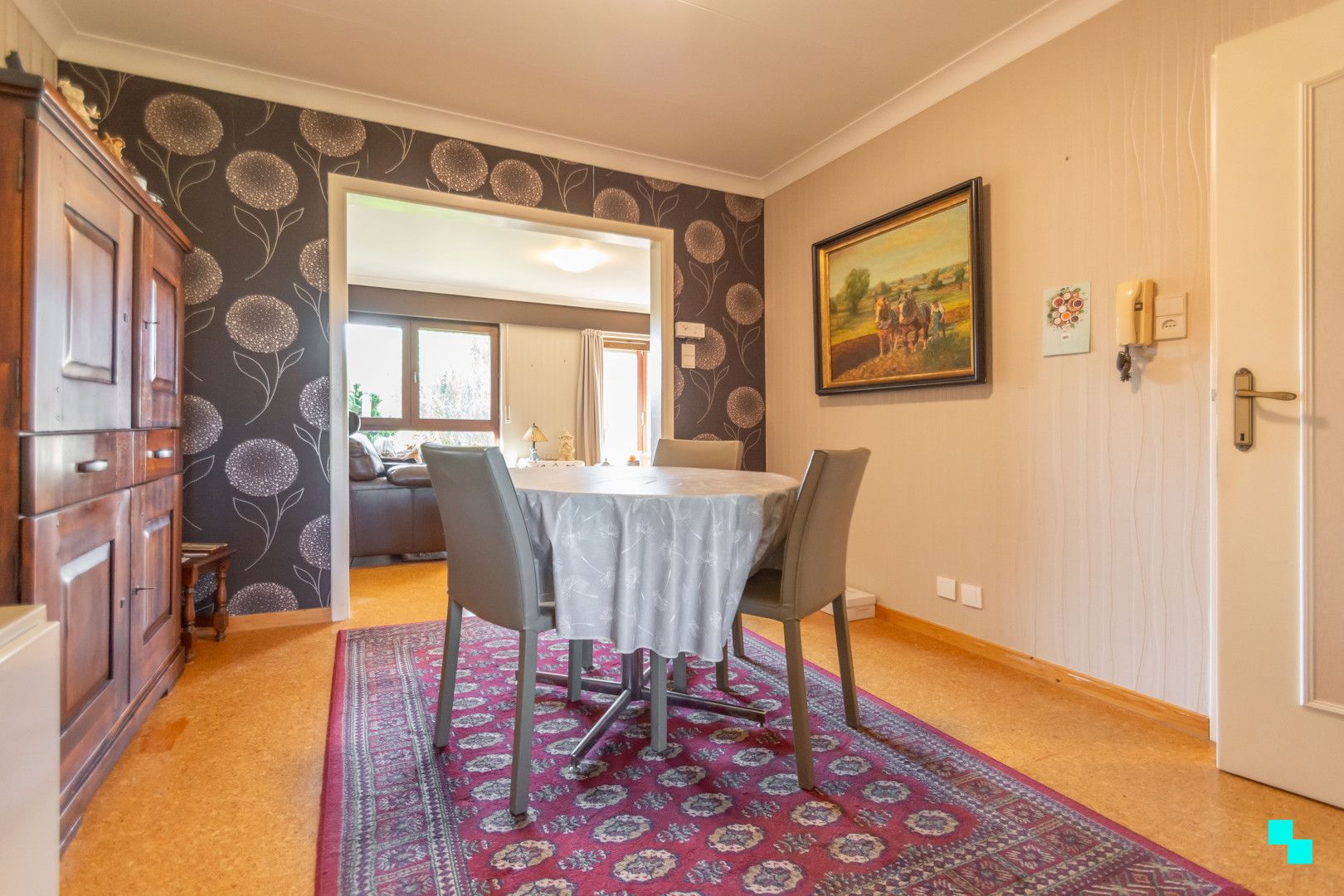 Charmante woning te koop in het hart van Merelbeke foto 4