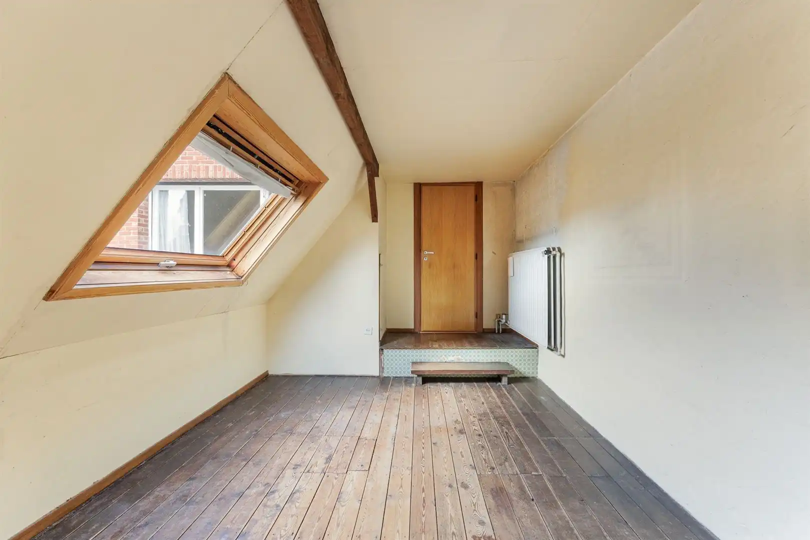 Woning met karakter en eindeloos potentieel foto 22