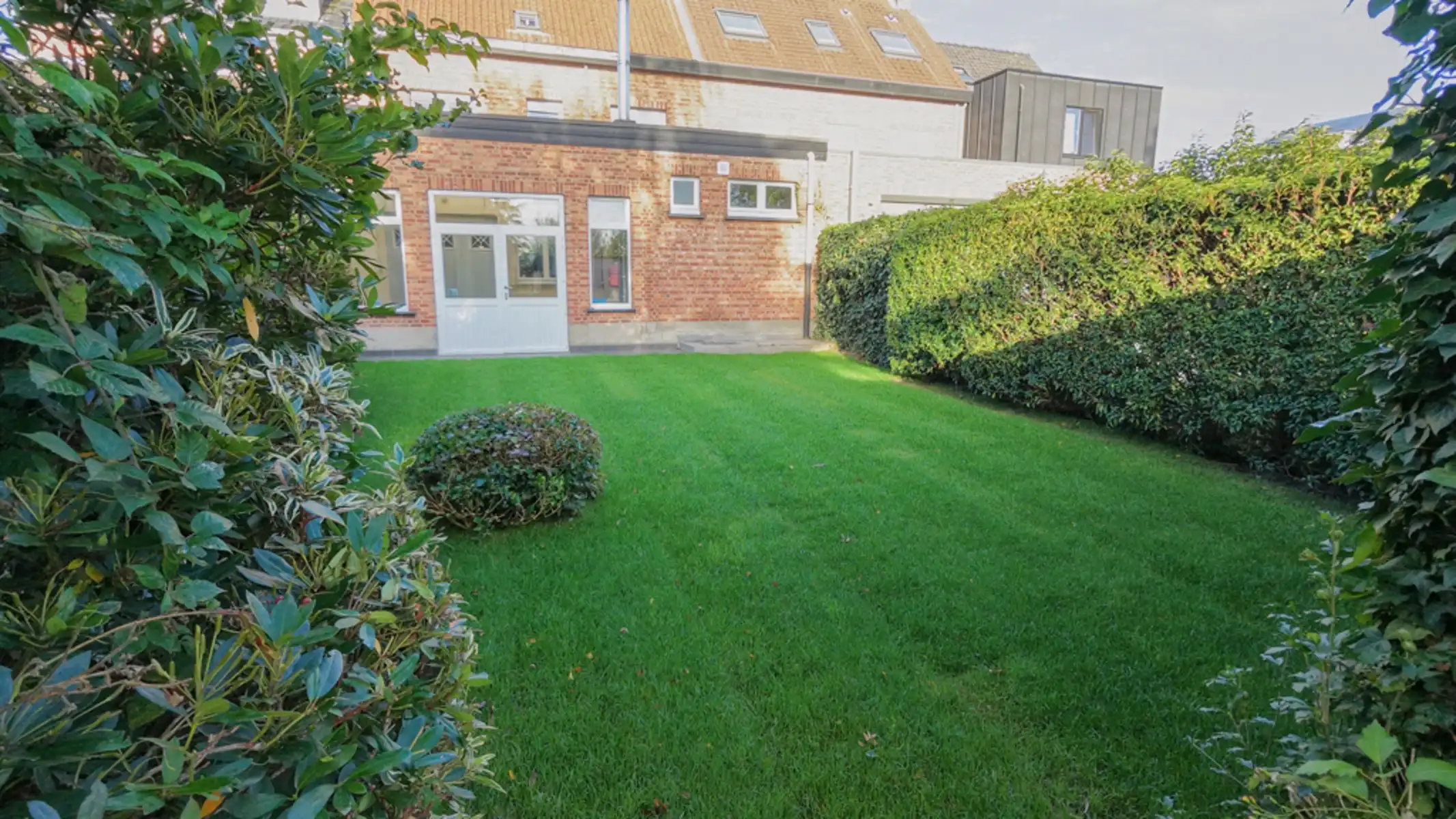 KARAKTERVOLLE WONING MET GARAGE/WERKPLAATS  foto 16