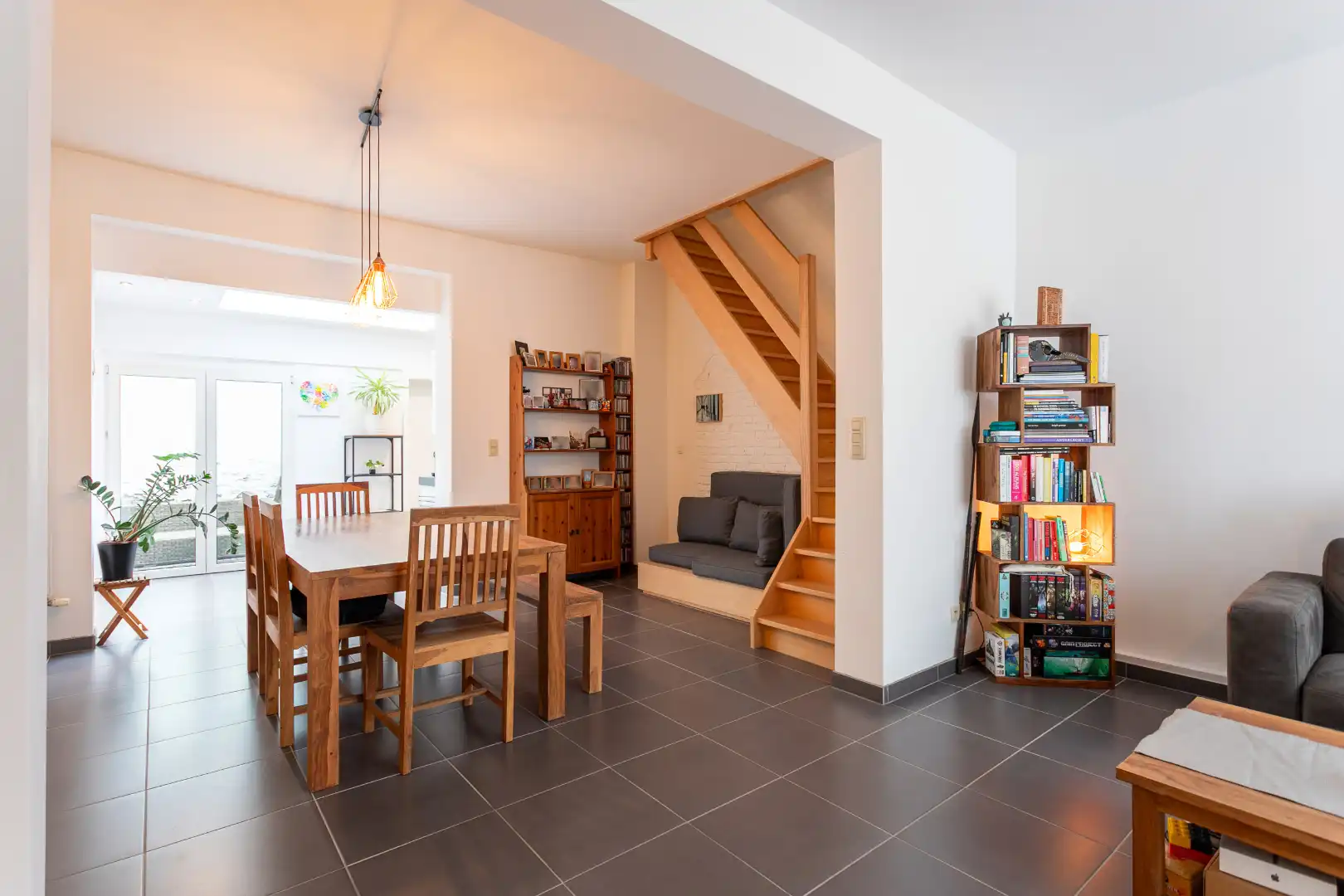 Instapklare woning (EPC B) met 3 slpk, 2 badk en terras te Halle (nabij station) foto 6