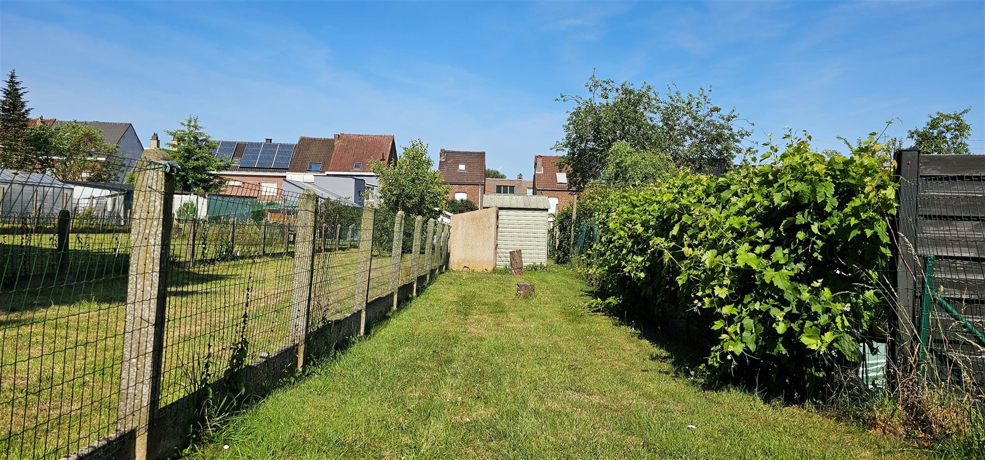 VERZORGDE WONING MET GROTE GARAGE & BOUWGROND foto 18